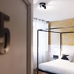 Domus 19 3*