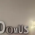 Domus 19 Πανσιόν